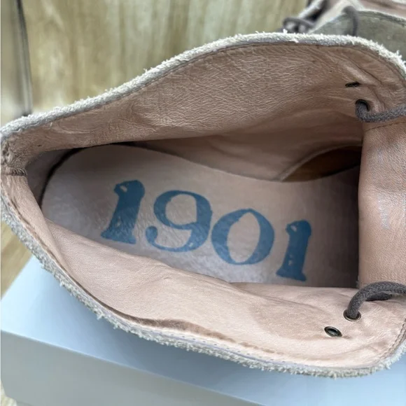 1901 Chukka Tan Suede Boots - Picture 3 of 13